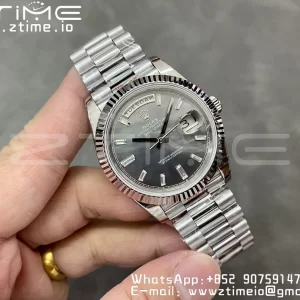 Rolex DayDate 228236 40mm GMF 1:1 Mejor Edición Esfera Negra Marcadores Diamantes Bisel Acanalado en Brazalete SS A2836 (Tungsteno Versión Pesada) - Reloj Super Clon | 1:1 Mejor Versión