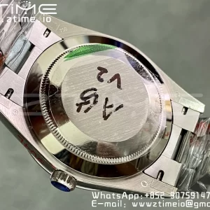 Rolex DayDate 228236 40mm GMF 1:1 Mejor Edición Esfera Negra Marcadores Diamantes Bisel Acanalado en Brazalete SS A2836 (Tungsteno Versión Pesada) - Reloj Super Clon | 1:1 Mejor Versión