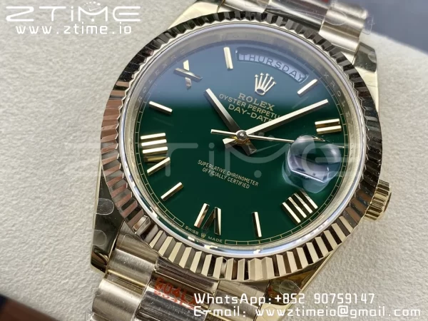 Rolex DayDate 228238 40mm YG GMF 1:1 Best Edition Green Dial Roman Markers Fluted Bezel on YG Bracelet A2836 (Tungsten Heavy Version) - Super Clone Watch | 1:1 Best Version