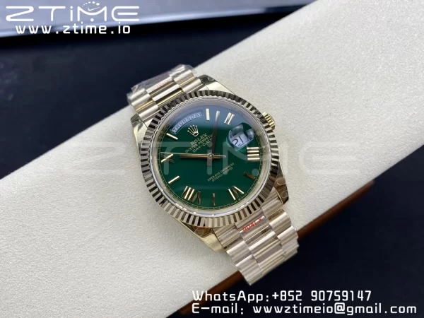 Rolex DayDate 228238 40mm YG GMF 1:1 Best Edition Green Dial Roman Markers Fluted Bezel on YG Bracelet A2836 (Tungsten Heavy Version) - Super Clone Watch | 1:1 Best Version