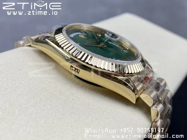 Rolex DayDate 228238 40mm YG GMF 1:1 Best Edition Green Dial Roman Markers Fluted Bezel on YG Bracelet A2836 (Tungsten Heavy Version) - Super Clone Watch | 1:1 Best Version
