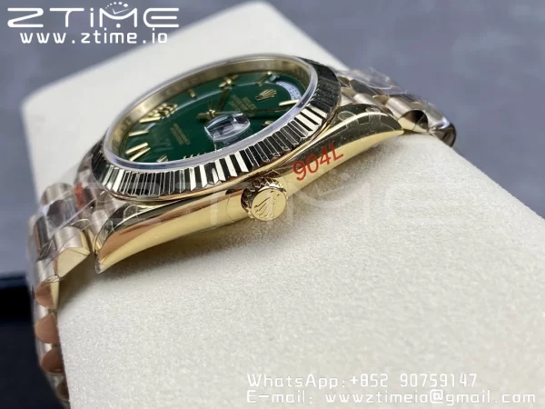 Rolex DayDate 228238 40mm YG GMF 1:1 Best Edition Green Dial Roman Markers Fluted Bezel on YG Bracelet A2836 (Tungsten Heavy Version) - Super Clone Watch | 1:1 Best Version
