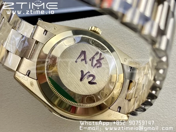Rolex DayDate 228238 40mm YG GMF 1:1 Best Edition Green Dial Roman Markers Fluted Bezel on YG Bracelet A2836 (Tungsten Heavy Version) - Super Clone Watch | 1:1 Best Version