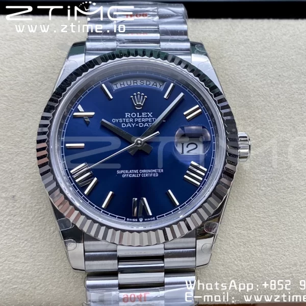 Rolex DayDate 228236 40mm GMF 1:1 Best Edition Cadran bleu Index romains Lunette cannelée sur bracelet SS A2836 (Tungsten Heavy Version) - Super Clone Watch | 1:1 Best Version