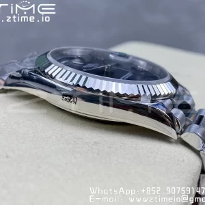 Rolex DayDate 228236 40mm GMF 1:1 Best Edition Cadran bleu Index romains Lunette cannelée sur bracelet SS A2836 (Tungsten Heavy Version) - Super Clone Watch | 1:1 Best Version