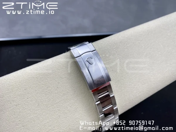 Rolex DateJust 41MM 126334 SS Clean Factory 1:1 Best Edition Blue Fluted Dial on SS Oyster Bracelet VR3235 - Super Clone Watch | 1:1 Best Version