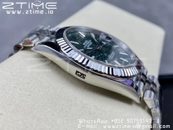 Rolex DateJust 41MM 126334 SS Clean Factory 1:1 Best Edition Green Fluted Dial on SS Jubilee Bracelet VR3235 - Super Clone Watch | 1:1 Best Version