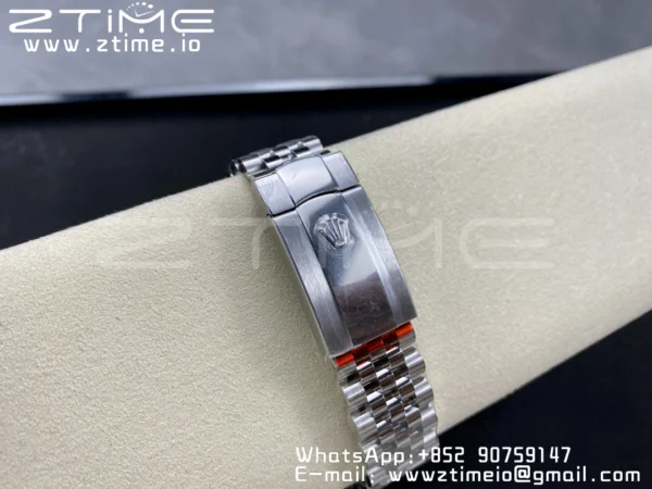 Rolex DateJust 41MM 126334 SS Clean Factory 1:1 Best Edition Green Fluted Dial on SS Jubilee Bracelet VR3235 - Super Clone Watch | 1:1 Best Version