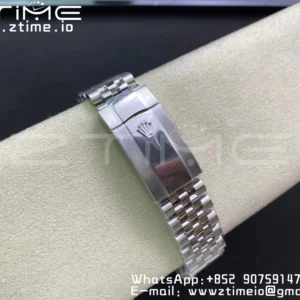 Rolex DateJust 41 126334 Clean 1:1 Best Edition 904L Steel Blue Roman Dial on Jubilee Bracelet VR3235 - Super Clone Watch | 1:1 Best Version