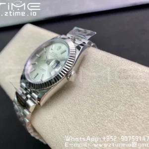 Rolex DateJust 41 126334 Clean 1:1 Best Edition 904L Steel Silvery Stick Dial on Jubilee Bracelet VR3235 - Super Clone Watch | 1:1 Best Version