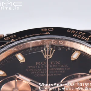 Rolex Daytona 116515 RG Clean Factory 1:1 Best Edition Lunetta in ceramica nera Quadrante nero a bastoni su cinturino in gomma Oysterflex A4130 v2 - Orologio Super Clone | 1:1 Best Version