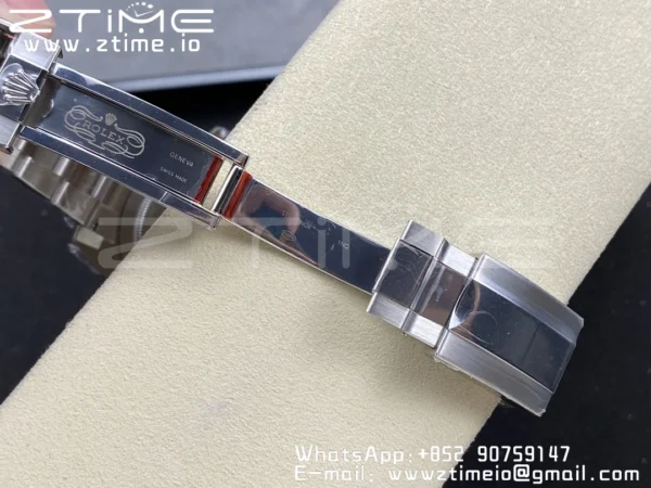 Rolex GMT-Master II 126710 BLRO Red/Blue Ceramic 904L Steel Clean Factory Best Edition on Oyster Bracelet DD3285 CHS (New Bezel Insert) - Super Clone Watch | 1:1 Best Version