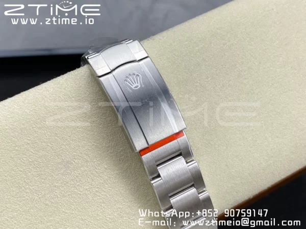 Rolex Oyster Perpetual 126000 36mm Clean 1:1 Best Edition 904L Steel Silver Dial VR3230 - Super Clone Watch | 1:1 Best Version