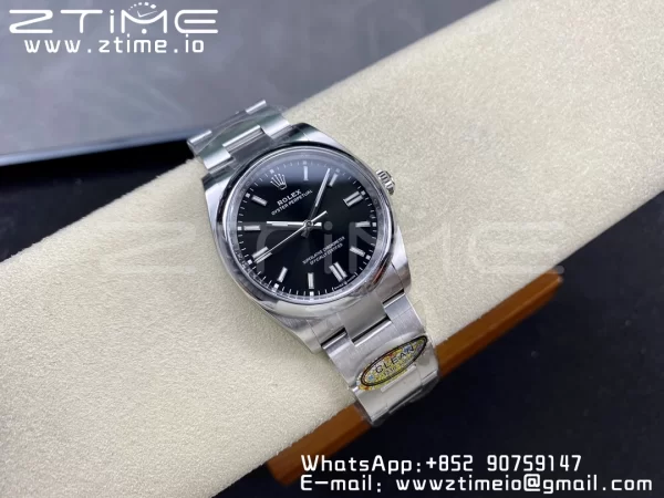 Rolex Oyster Perpetual 126000 36mm Clean 1:1 Best Edition 904L Steel Black Dial VR3230 - Super Clone Watch | 1:1 Best Version