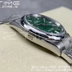 Rolex Oyster Perpetual 126000 36mm Clean 1:1 Best Edition 904L Steel Green Dial VR3230 - Super Clone Watch | 1:1 Best Version