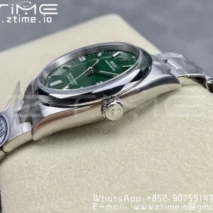 Rolex Oyster Perpetual 126000 36mm Clean 1:1 Best Edition 904L Steel Green Dial VR3230 - Super Clone Watch | 1:1 Best Version