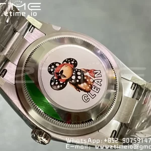 Rolex Oyster Perpetual 126000 36mm Clean 1:1 Best Edition 904L Steel Red Dial VR3230 - Super Clone Watch | 1:1 Best Version