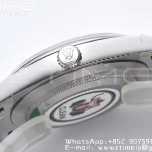 Rolex Oyster Perpetual 124300 41mm Clean 1:1 Best Edition 904L Steel Green Dial VR3230 - Super Clone Watch | 1:1 Best Version