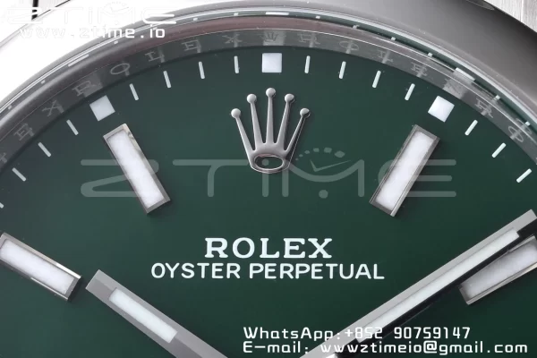 Rolex Oyster Perpetual 124300 41mm Clean 1:1 Best Edition 904L Steel Green Dial VR3230 - Super Clone Watch | 1:1 Best Version
