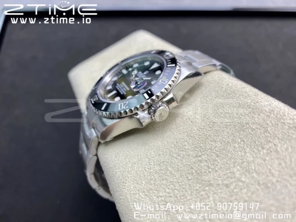 Rolex Submariner 116610 40mm LV Green Ceramic 904L Steel VSF 1:1 Best Edition VS3135 - Super Clone Watch | 1:1 Best Version