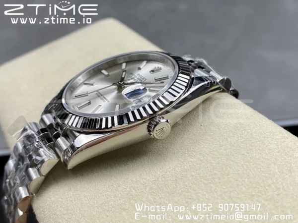 ROLEX DateJust 41 126300 904L SS VSF 1:1 Best Edition Silvery Dial on Jubilee Bracelet VS3235 - Super Clone Watch | 1:1 Best Version