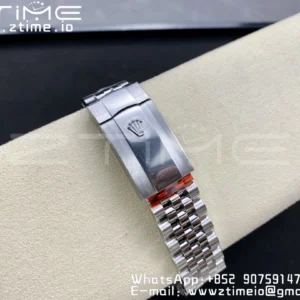 ROLEX DateJust 41 126300 904L SS VSF 1:1 Best Edition Green Dial on Jubilee Bracelet VS3235 - Super Clone Watch | 1:1 Best Version
