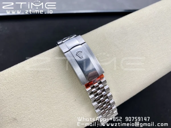 ROLEX DateJust 41 126300 904L SS VSF 1:1 Best Edition Green Dial on Jubilee Bracelet VS3235 - Super Clone Watch | 1:1 Best Version