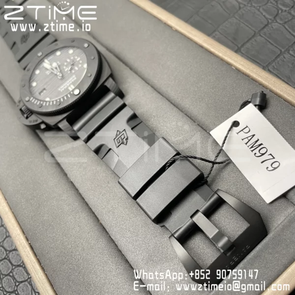 Panerai  PAM979 Carbotech VSF Best Edition Carbon Dial on Rubber Strap P.9010 Clone - Super Clone Watch | 1:1 Best Version