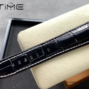 Breitling Navitimer Automatic 41mm SS BLSF Green Dial on Black Leather Strap A2824 V2 - Super Clone Watch | 1:1 Best Version