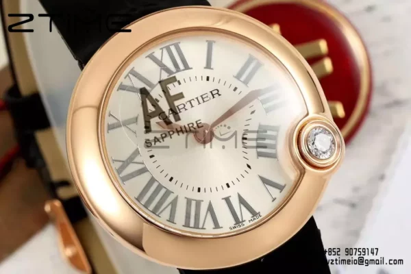 Cartier Ballon Blanc 30mm RG WGBL0005 AF 1:1 Best Edition Silver Dial σε μαύρο υφασμάτινο λουράκι - Super Clone Watch | 1:1 Best Version