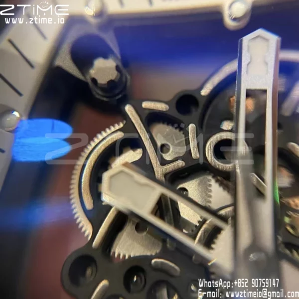 Richard Mille RM055 NTPT APS Factory 1:1 Best Edition Λευκή στεφάνη Λευκή κορώνα σε καουτσούκ λουράκι - Super Clone Watch | 1:1 Best Version