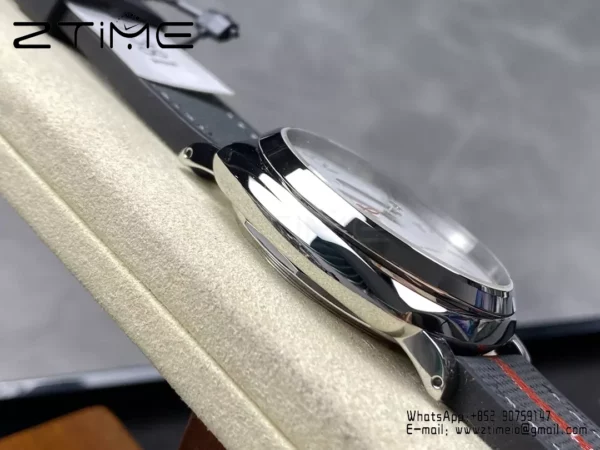 Panerai PAM1381 Luminor Due Luna Rossa 42mm VSF 1:1 Best Edition harmaalla nailonhihnalla P900 - Super Clone Watch | 1:1 Paras versio