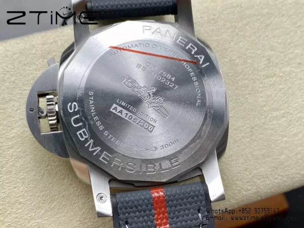 Panerai PAM1565 Submersible Luna Rossa 42mm VSF 1:1 Best Edition P900 - Super Clone Watch | 1:1 Best Version