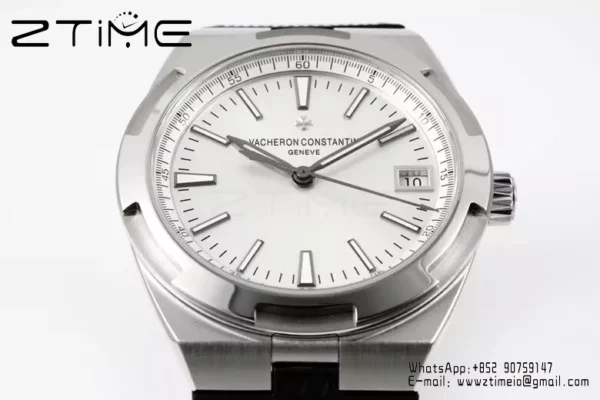 VC Overseas 4500V SS ZF 1:1 Best Edition Quadrante argento su cinturino in gomma nera A5100 - Orologio super clone | 1:1 Best Version