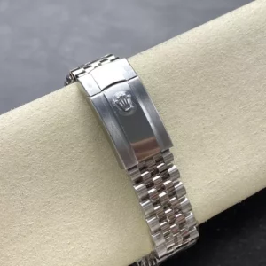 ロレックスデイトジャスト41 126334 EWEファクトリー1:1ベストエディションローマン文字盤ジュビリーブレスレットA3235 - スーパークローン時計｜1:1ベストバージョン