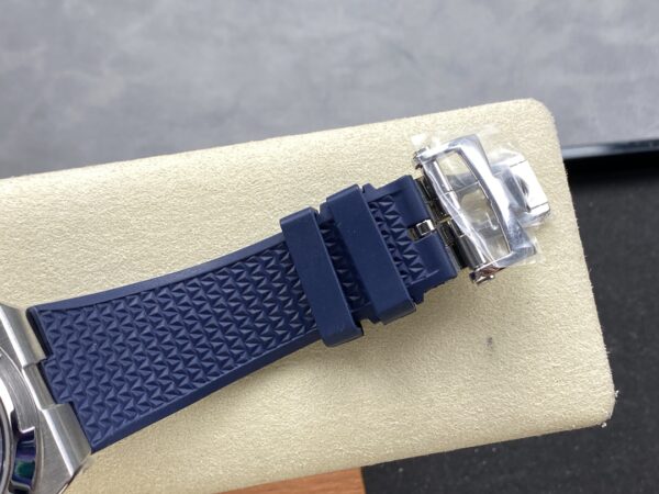 VC Overseas 41mm 7900V GR Factory 1:1 Best Edition Blue Dial Blue Rubber Strap - Super Clone Watch | 1:1 Best Version