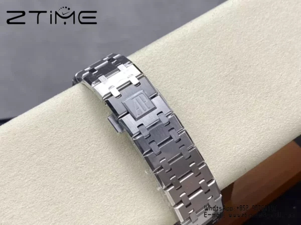 AP Royal Oak KAWS SS APSF 1:1 Best Edition XX Dial on SS Bracelet SA4302 Super Clone - Super Clone Watch | 1:1 Best Version