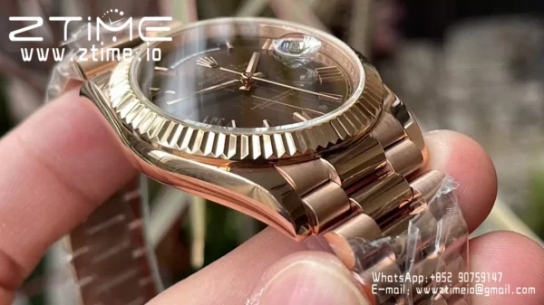 Rolex Day Date 40 RG 228235 KF 1:1 Best Edition Brown Roman Dial  (Gain Weight) - Super Clone Watch | 1:1 Best Version