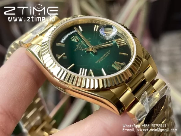 Rolex Day Date 40 YG 228238 KF 1:1 Best Edition Green Ombre Dial (Gain Weight) - Super Clone Watch | 1:1 Best Version