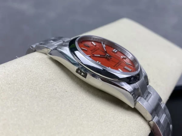Rolex Oyster Perpetual 126000 36mm VSF 1:1 Best Edition 904L Steel Red Dial on SS Bracelet - Super Clone Watch | 1:1 Best Version