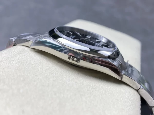 Rolex Oyster Perpetual 126000 36mm VSF 1:1 Best Edition 904L Steel Black Dial on SS Bracelet - Super Clone Watch | 1:1 Best Version