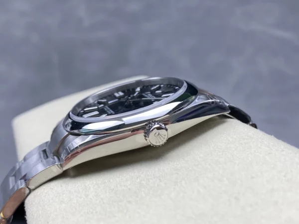 Rolex Oyster Perpetual 124300 41mm VSF 1:1 Best Edition 904L Steel Black Dial on SS Bracelet - Super Clone Watch | 1:1 Best Version