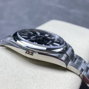 Rolex Oyster Perpetual 124300 41mm VSF 1:1 Best Edition 904L Steel Black Dial on SS Bracelet - Super Clone Watch | 1:1 Best Version