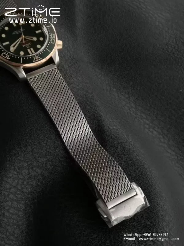 OMEGA  Seamaster 300M Diver Titanium/Bronze VSF 1:1 Best Edition Green Dial on Titanium Mesh Bracelet A8806 - Super Clone Watch | 1:1 Best Version