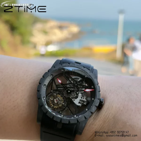 Roger Dubuis EXCALIBUR 42mm DBEX0577 NEW Factory 1:1 Best Edition Carbon Fiber Tourbillon - Super Clone Watch | 1:1 Best Version