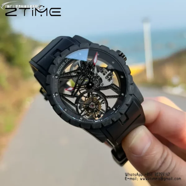 Roger Dubuis EXCALIBUR 42mm DBEX0577 NEW Factory 1:1 Best Edition Carbon Fiber Tourbillon - Super Clone Watch | 1:1 Best Version