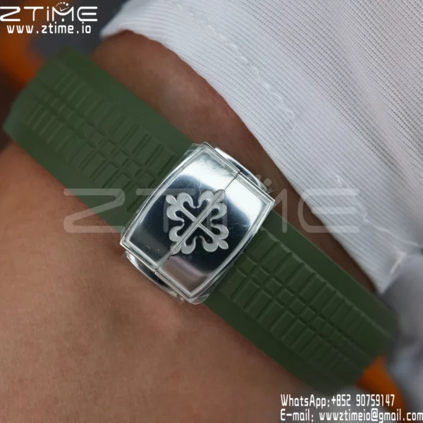 PP Aquanaut 5168G 42mm SS APWF 1:1 Best Edition Green Dial on Green Rubber Strap (Weighted) - Super Clone Watch | 1:1 Best Version
